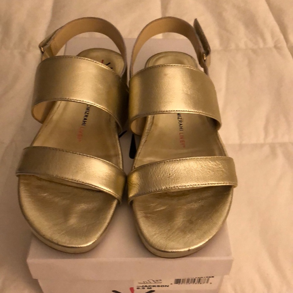 Isaac Mizrahi Gold Sandals, 8.5